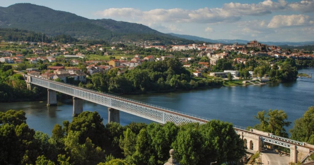 Ponte Internazionale sul fiume Minho tra Valença e Tui, sul Cammino Portoghese